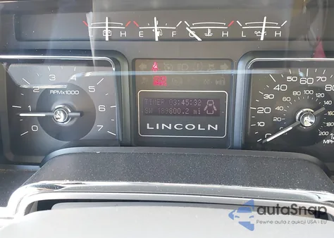 2010 Lincoln Navigator L from USA, damaged, VIN 5LMJJ3H58AEJ03800